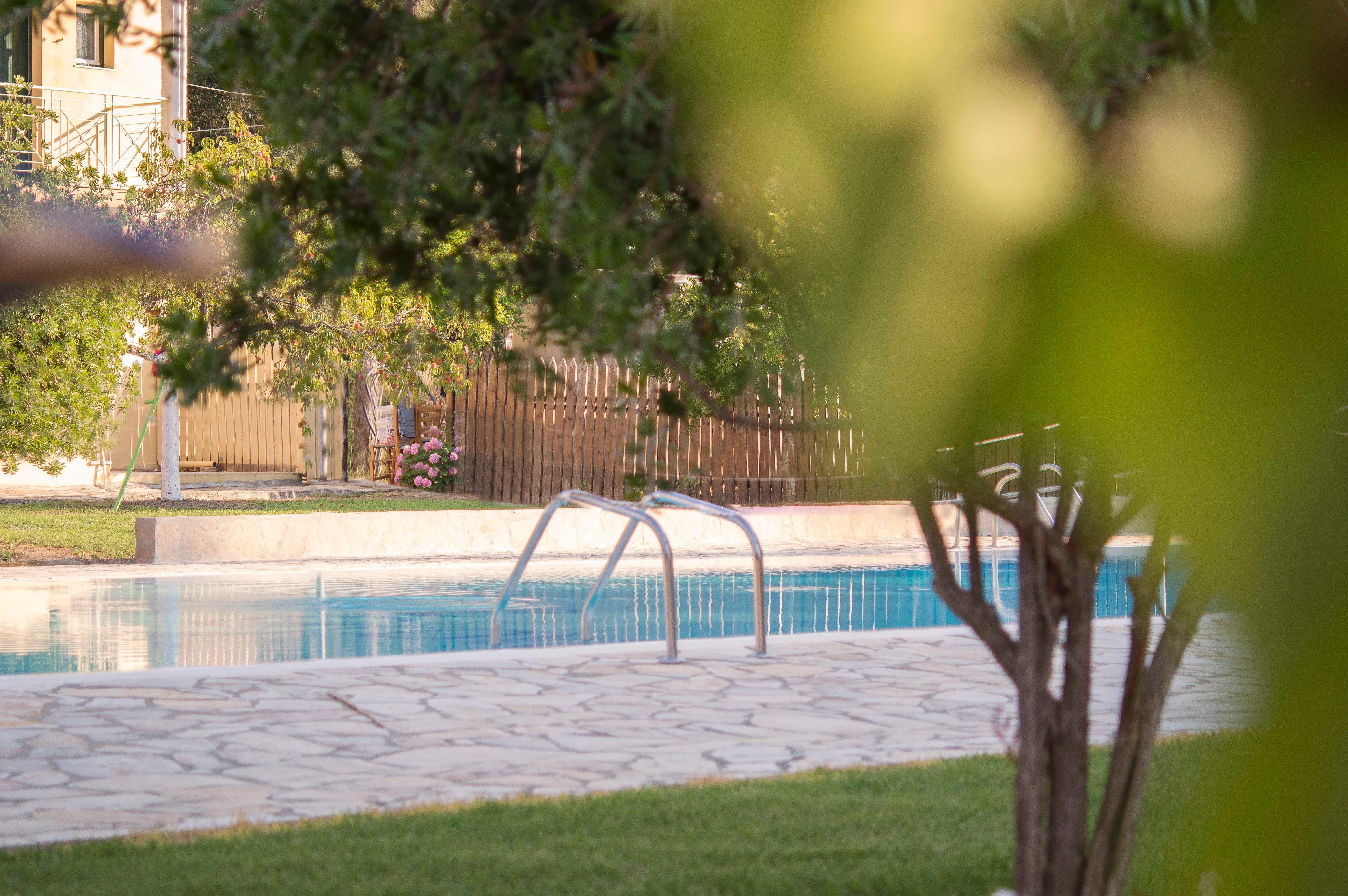 Olive Grove Resort Kávos Екстериор снимка