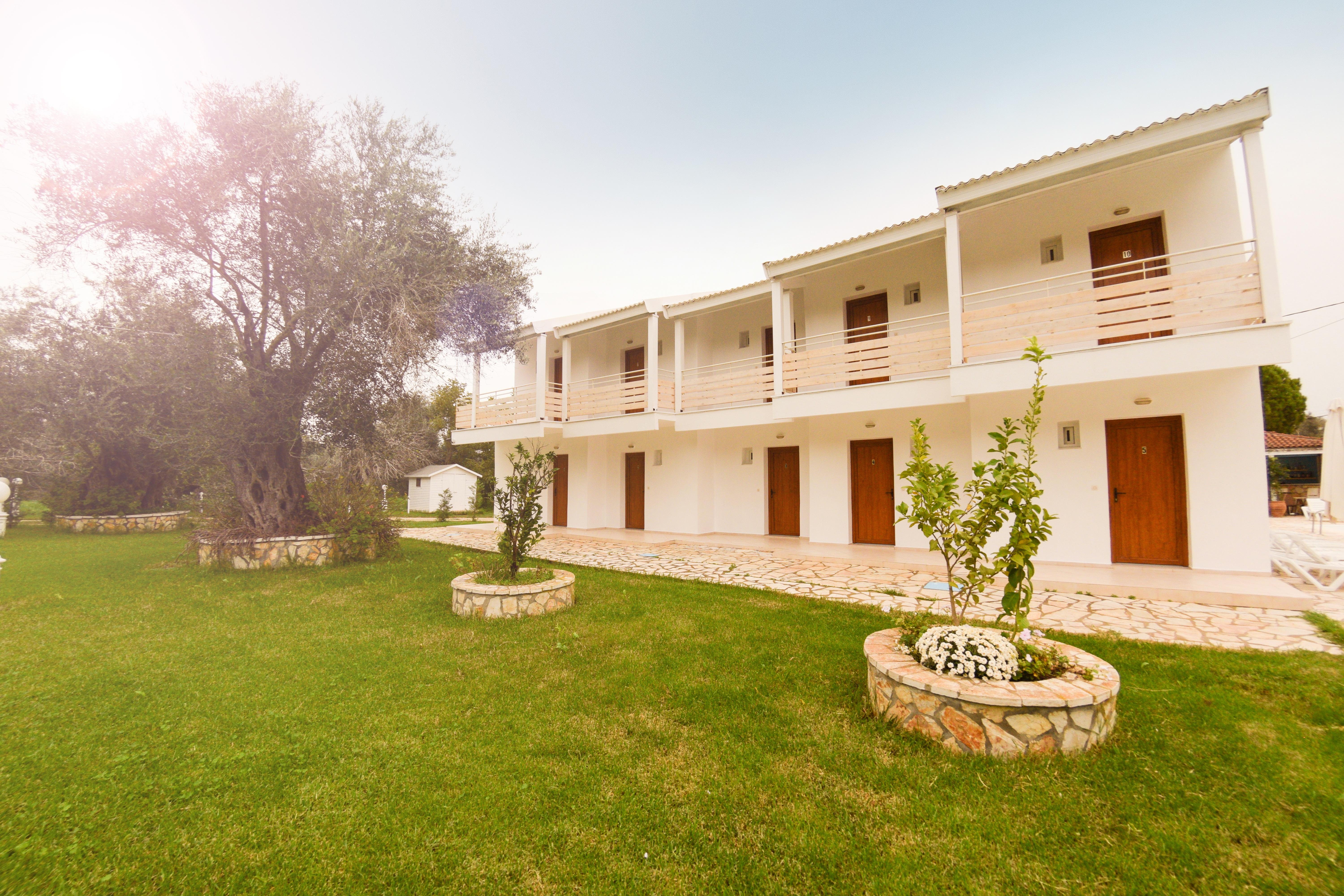 Olive Grove Resort Kávos Екстериор снимка
