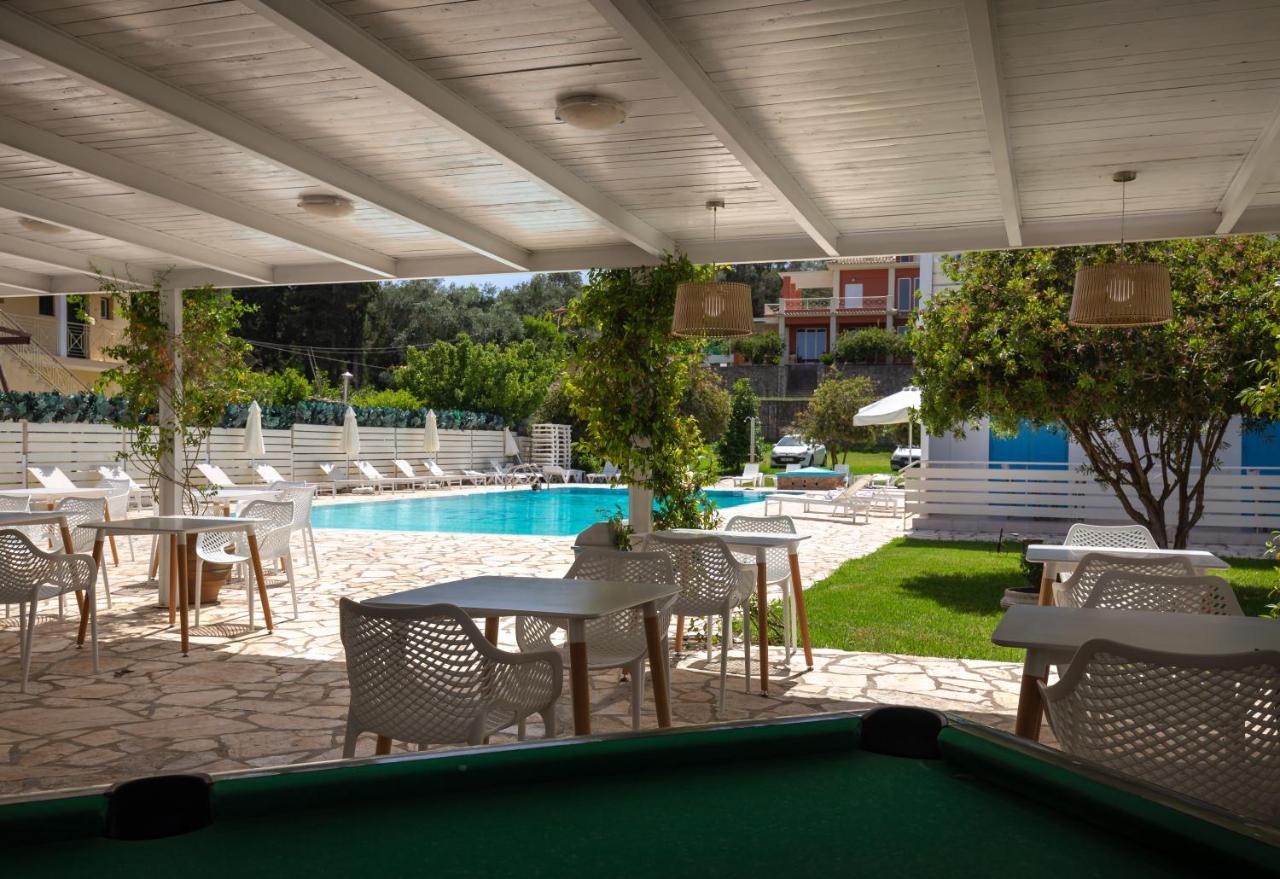 Olive Grove Resort Kávos Екстериор снимка