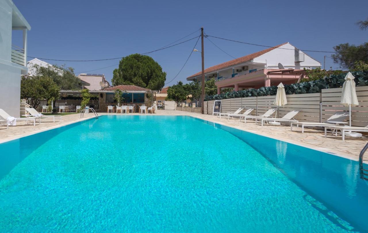 Olive Grove Resort Kávos Екстериор снимка